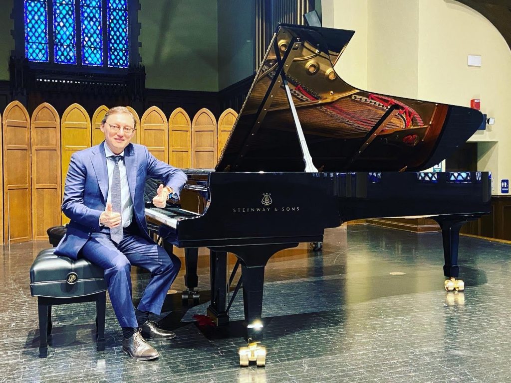 ICMNewPianoStanislav